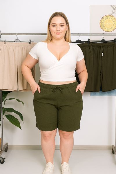 Immagine di CURVY GIRL SUPER BIG KHAKI SHORTS